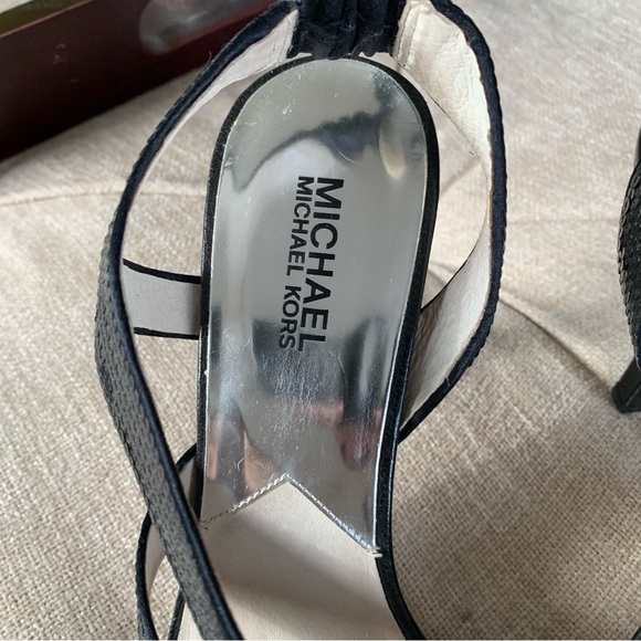 Michael Kors Holiday Heels US10 - Picture 6 of 8